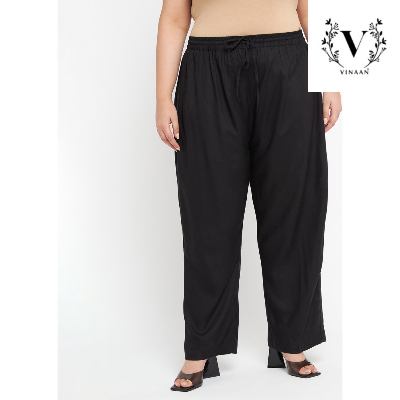 Black Color Pleated Co-ord Set - Image 5