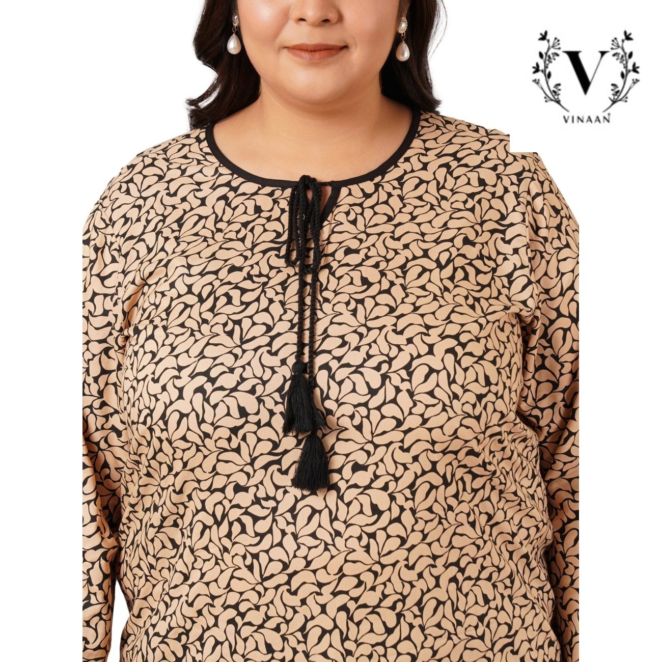 Tiny Beige Black Printed Top - Image 4